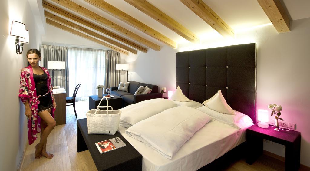 Romantik Hotel Post Nova Levante Esterno foto